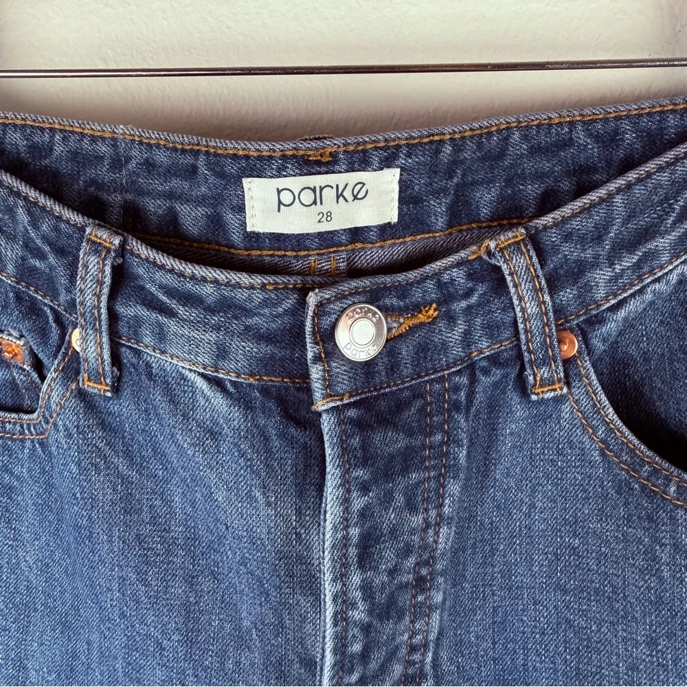 Parke  Straight Leg / High Rise -Medium Wash  Denim Jean Current NWOT SIZE 28